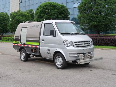 中联牌ZBH5020TYHDFE6型路面养护车