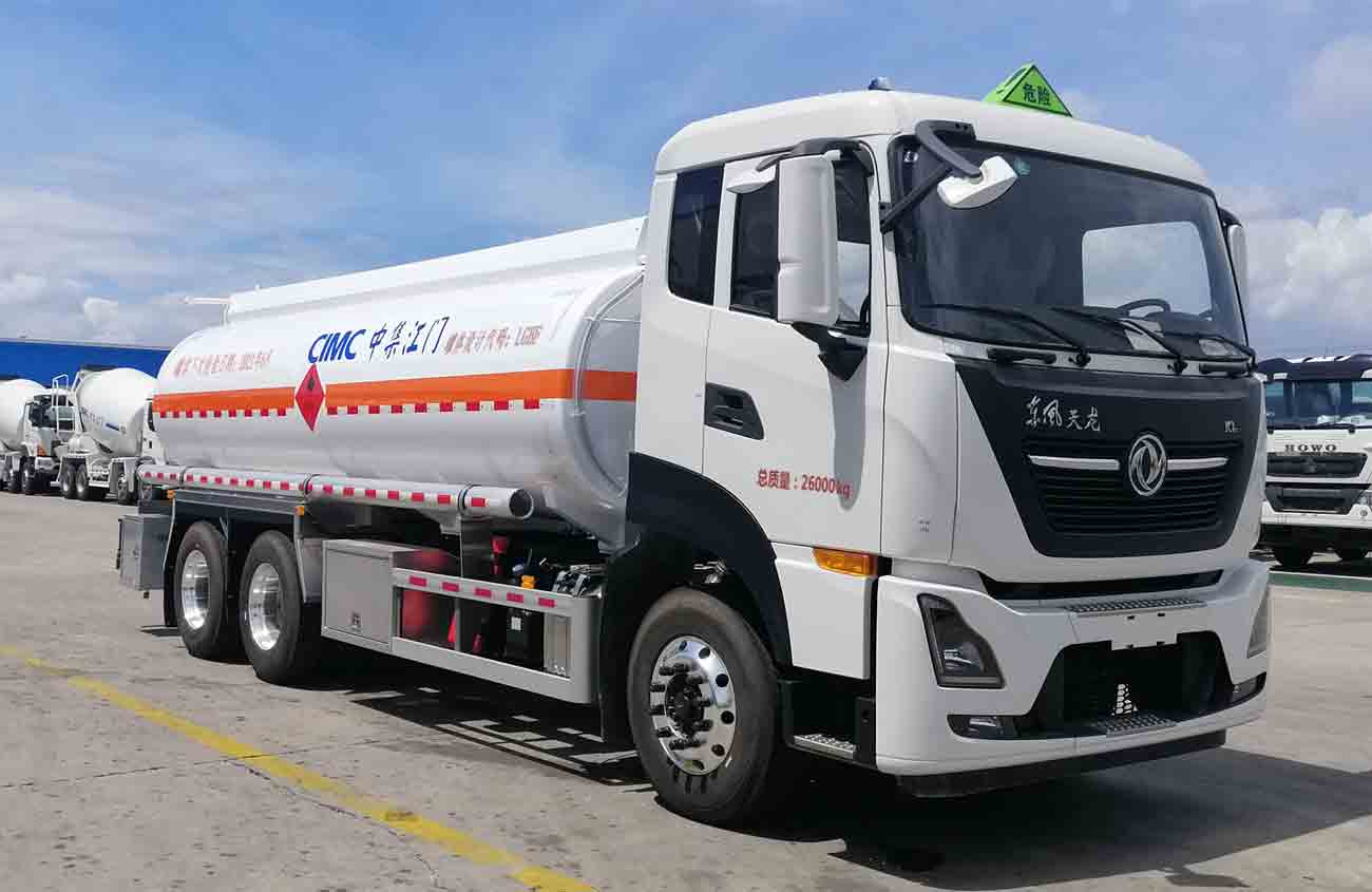中集牌ZJV5260GRYJMDF型易燃液体罐式运输车