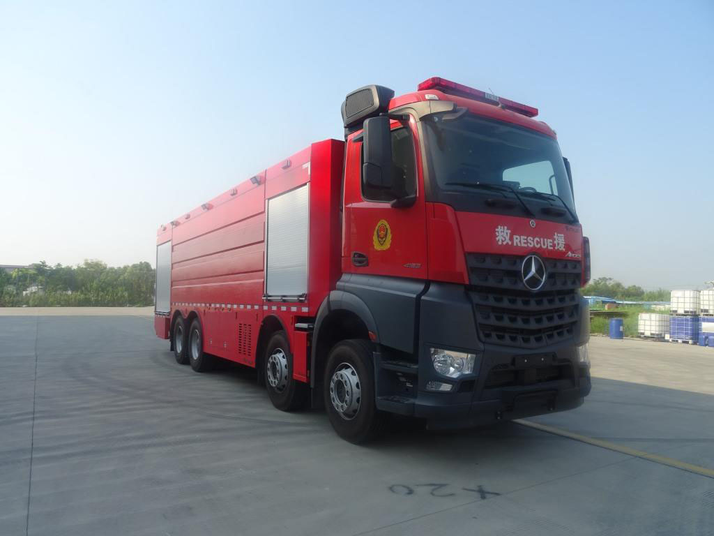 威速龙牌LCG5390GXFGY200型供液消防车