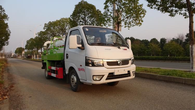 金银湖牌WFA5040GXEEE6型吸粪车