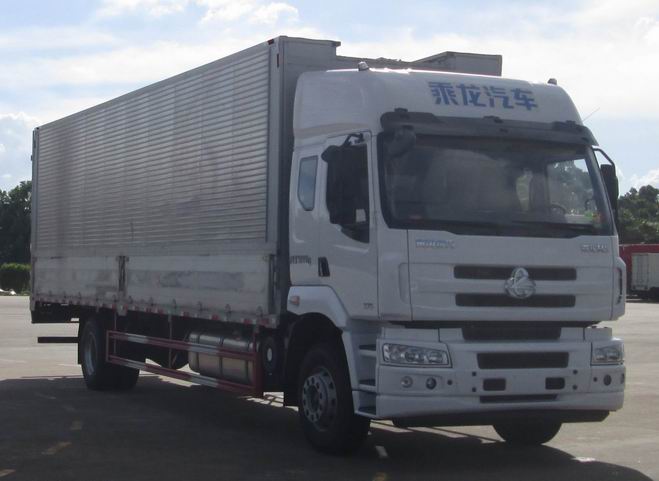 乘龙牌LZ5180XYKM5AB型翼开启厢式车