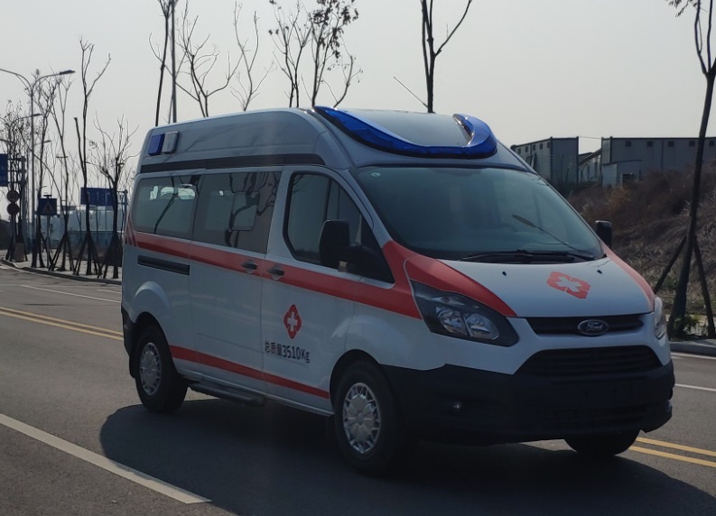 中国中车牌TEG5040XJH305型救护车