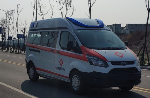 中国中车牌TEG5040XJH305型救护车