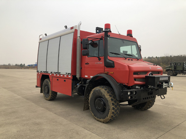 永强奥林宝牌RY5091TXFQC50/02型器材消防车