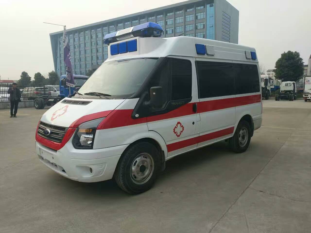 新世代V348短轴柴油救护车 ()